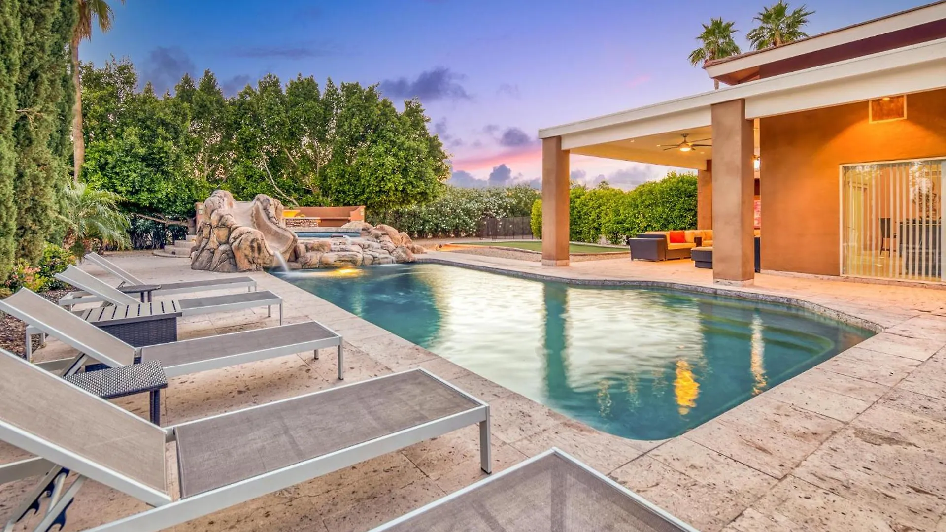 Willa Luxury Estate, Heated Pool, Pickleball Court, More