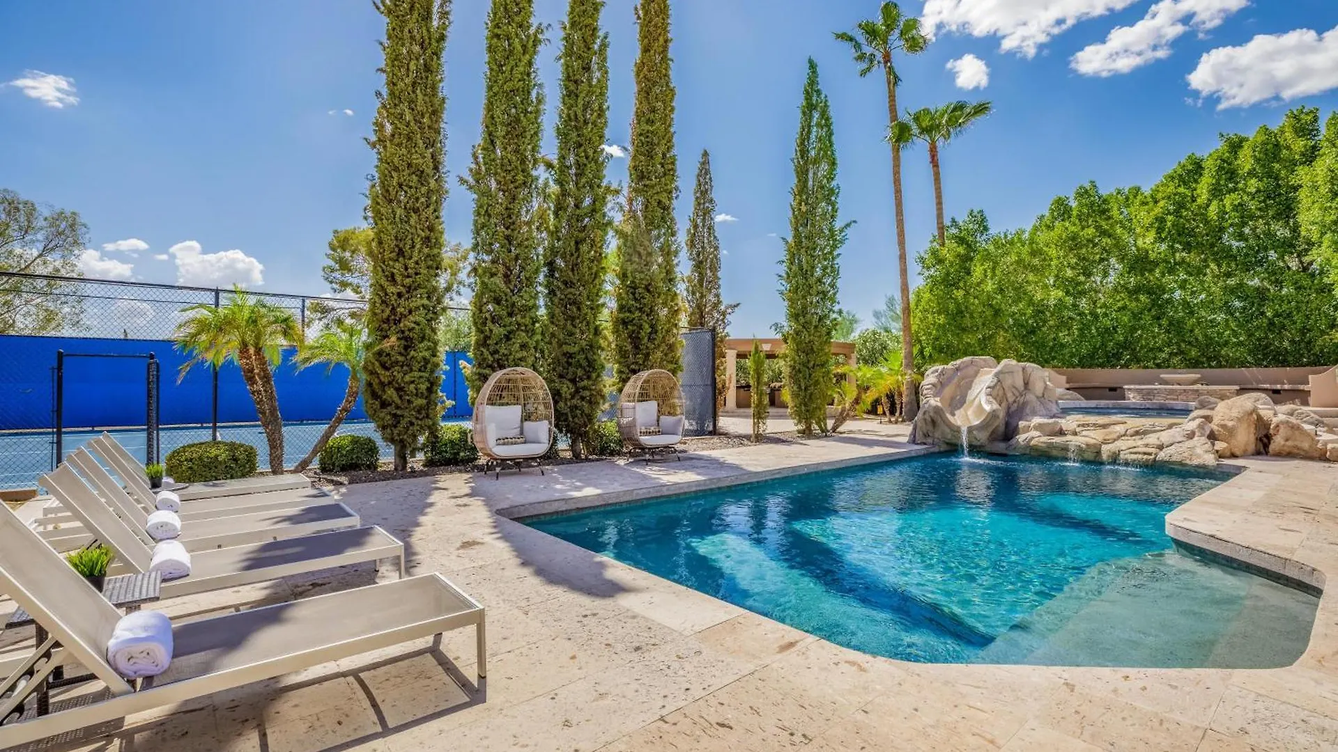 Luxury Estate, Heated Pool, Pickleball Court, More 0*, Scottsdale